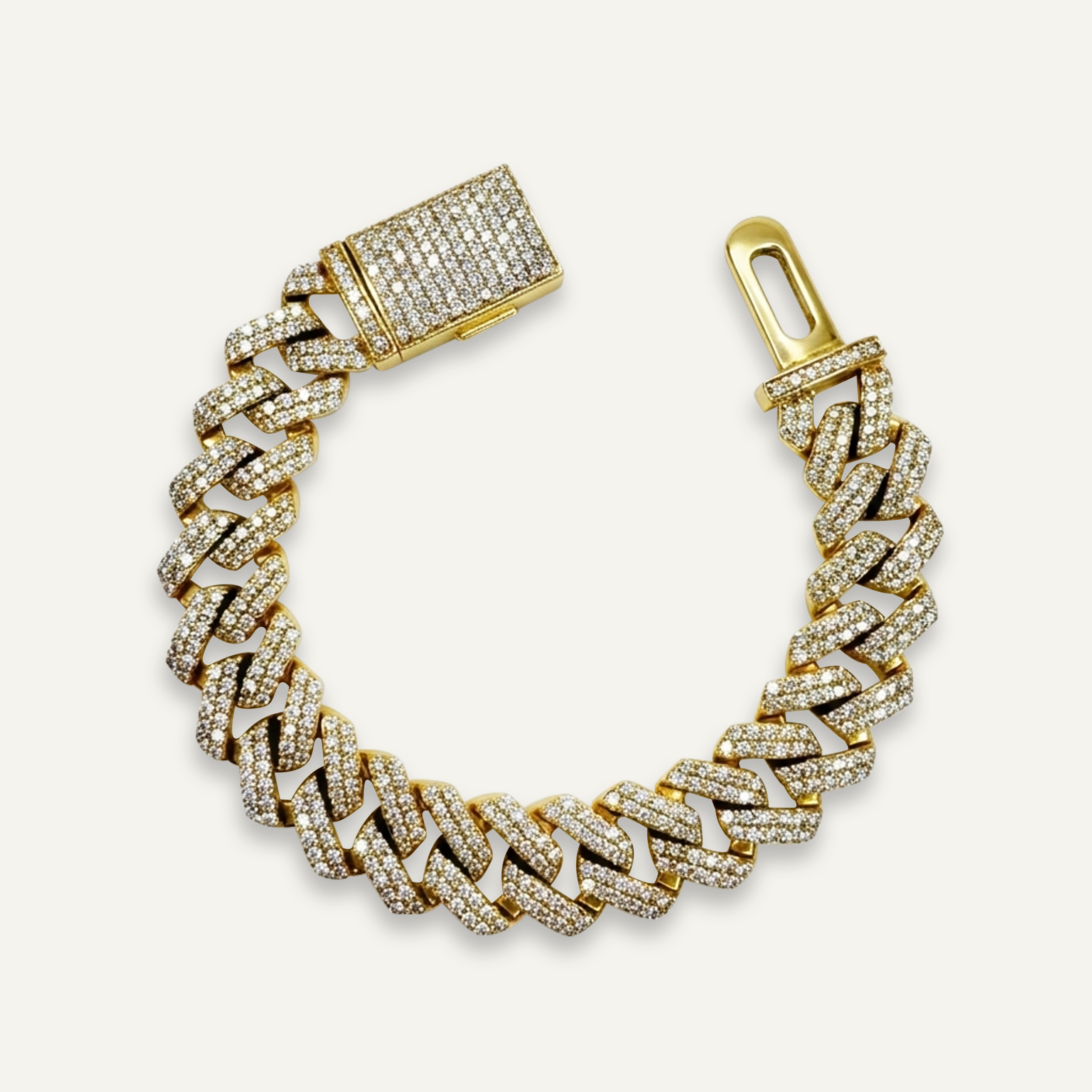 DIAMOND CUBAN LINK BRACELET